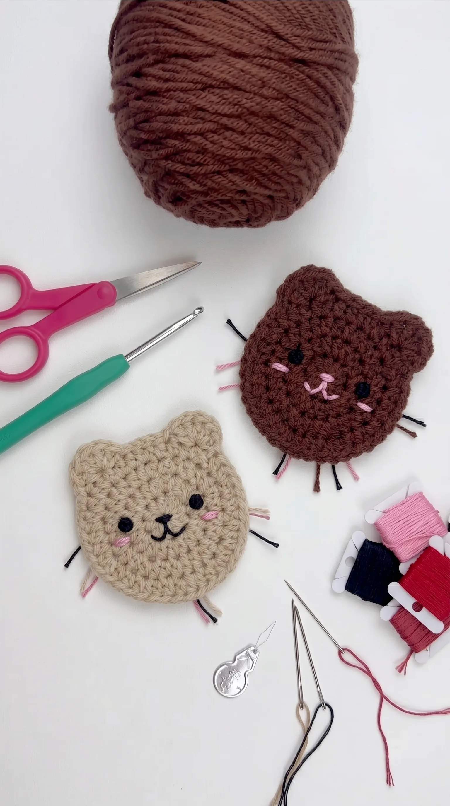 Crochet Bear Coaster: A Charming Home Accent